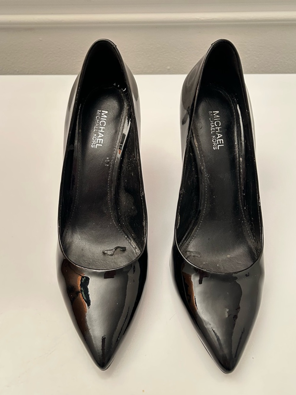 MICHAEL Michael Kors Black Patent Pointed Toe Pumps 6.5